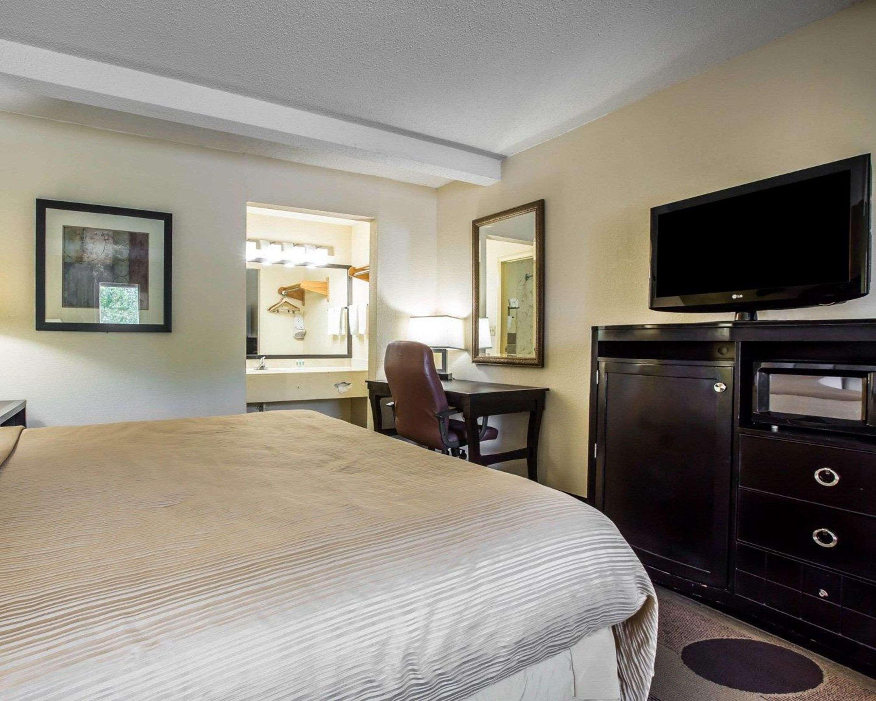 Quality Inn Greenwood Hwy 25 Екстер'єр фото