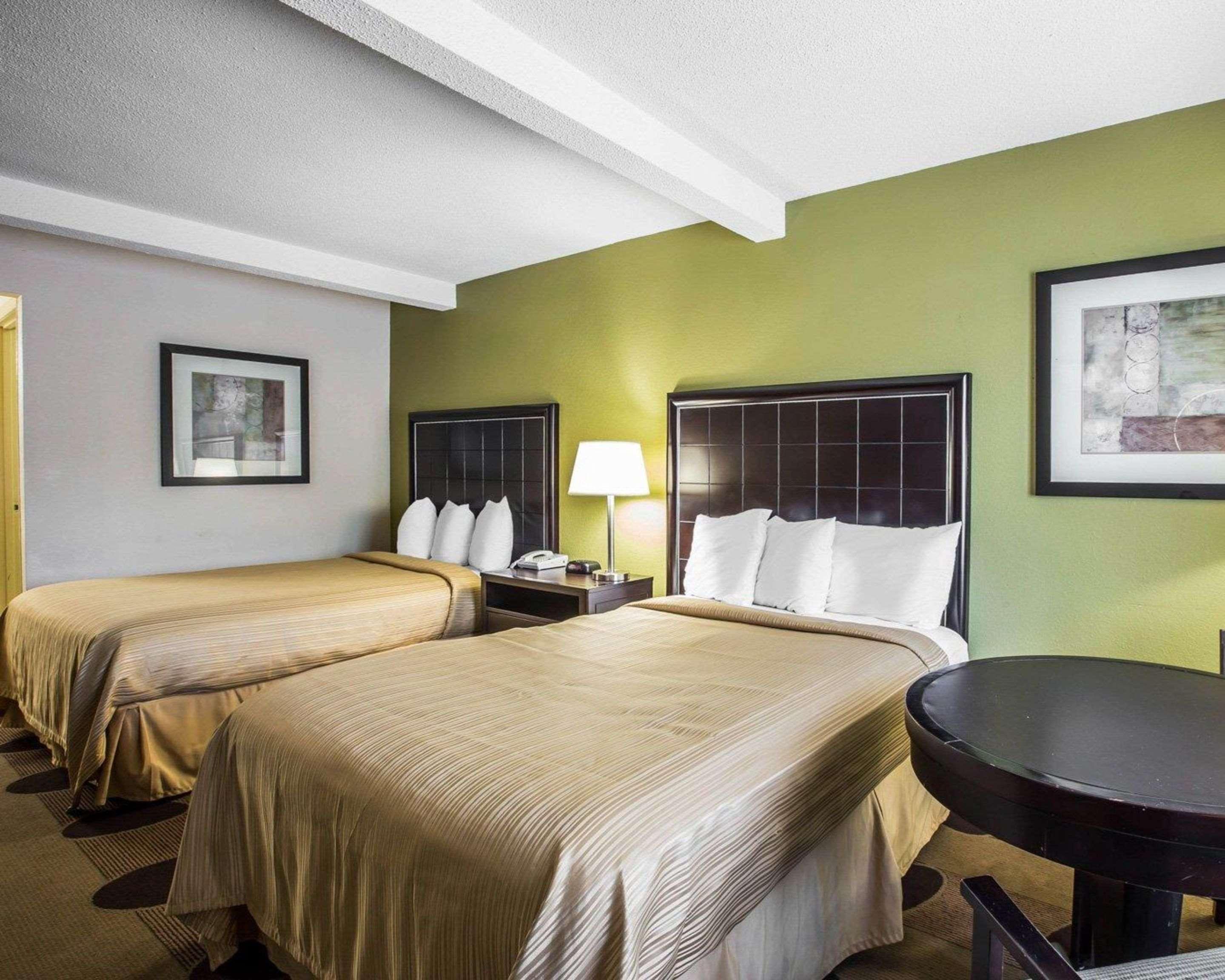 Quality Inn Greenwood Hwy 25 Екстер'єр фото