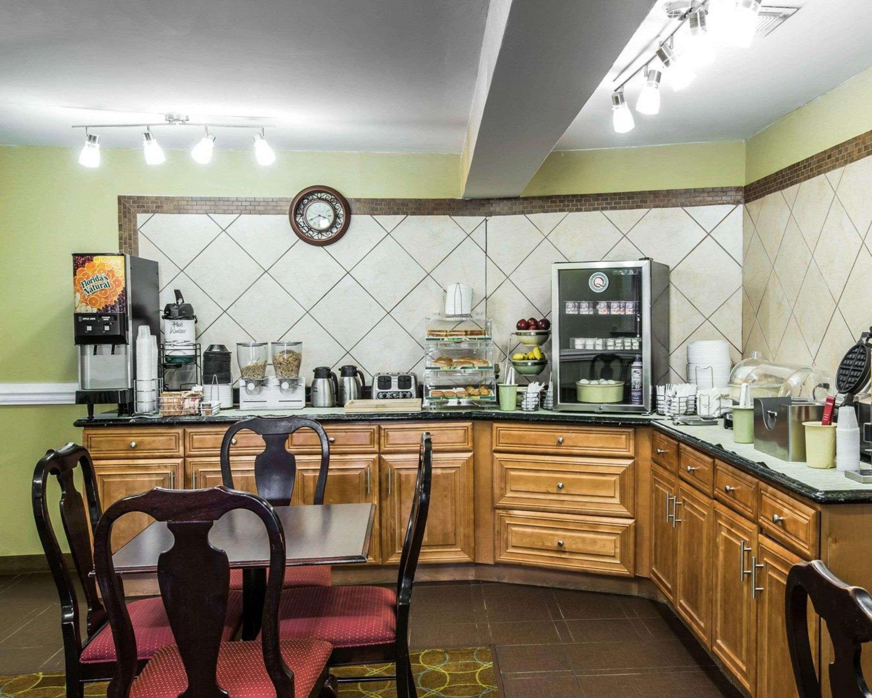 Quality Inn Greenwood Hwy 25 Екстер'єр фото